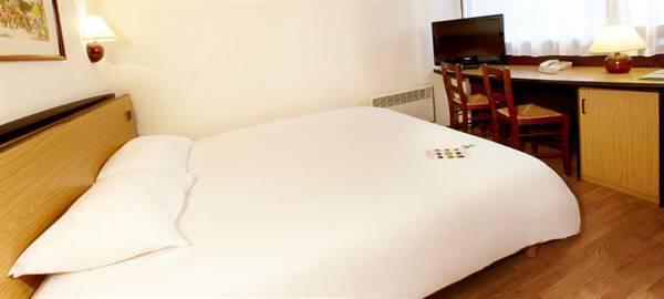 Hotel Campanile Lyon Sud 3*